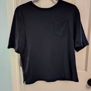 Slight Crop Tee w Pocket